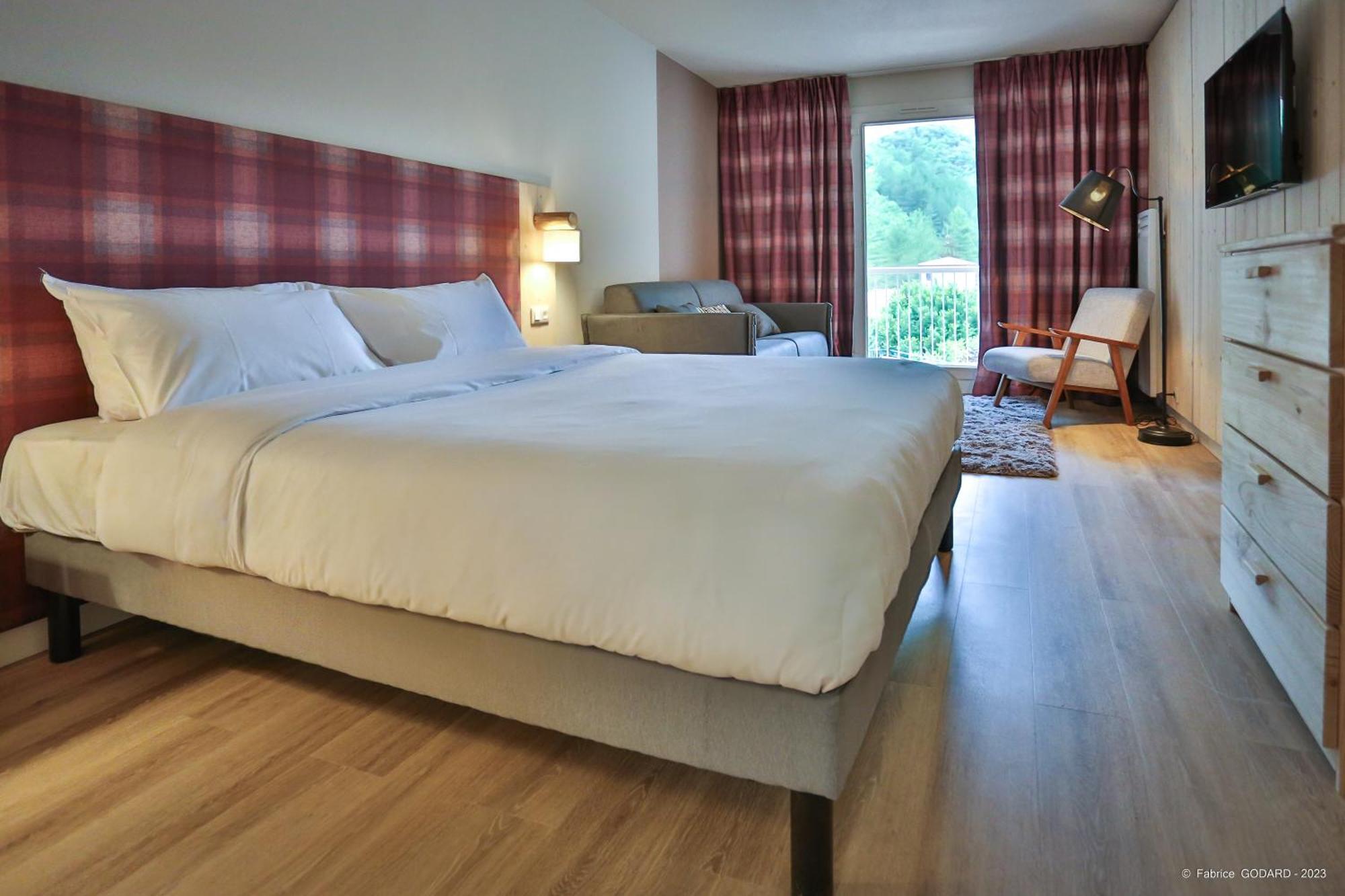 Hotel Le Refuge Des Sources Дінь-ле-Бен Екстер'єр фото